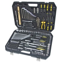 Набор инструментов ЭВРИКА ER-80142 1/4", 3/8", 1/2"DR, 142 предмета Набор инструментов ЭВРИКА ER-80142 1/4", 3/8", 1/2"DR, 142 предмета