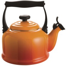 Чайник LE-CREUSET Trad, 2,1 л Orange (92000800090000) Чайник LE-CREUSET Trad, 2,1 л Orange (92000800090000)