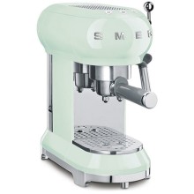 Кофеварка рожковая Smeg ECF01PGEU