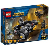Конструктор Lego Super Heroes: Бетмен. Нападение (76110)