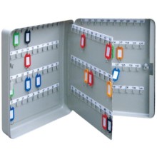 Шкафчик-ключница Brauberg с замком, 370x80x280 мм (290340) Шкафчик-ключница Brauberg с замком, 370x80x280 мм (290340)