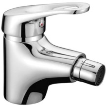 Смеситель для биде Lemark Omega, с гигиеническим душем, хром (LM3108C) Смеситель для биде Lemark Omega, с гигиеническим душем, хром (LM3108C)