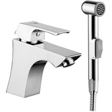 Смеситель для умывальника Lemark Unit, с гигиеническим душем, хром (LM4516C) Смеситель для умывальника Lemark Unit, с гигиеническим душем, хром (LM4516C)