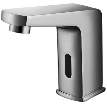 Смеситель для умывальника Lemark Project, хром (LM4650CE) Смеситель для умывальника Lemark Project, хром (LM4650CE)