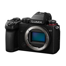 Системный фотоаппарат Panasonic Lumix S DC-S5