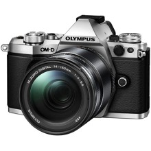 Системный фотоаппарат Olympus OM-D E-M5 Mark II 14-150 II Kit Silver