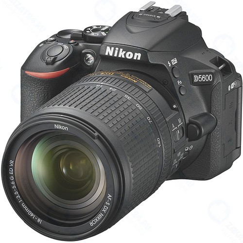 Зеркальный фотоаппарат Nikon D5600 + AF-S 18-140 VR (VBA500K002)
