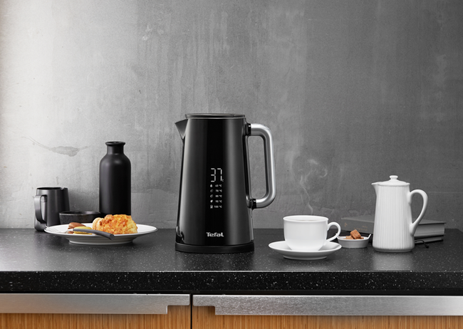 Чайник Tefal Smart&Light KO851830