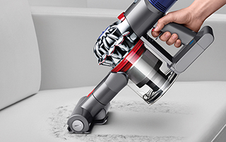 Вертикальный пылесос Dyson V7 Animal Вертикальный пылесос Dyson V7 Animal