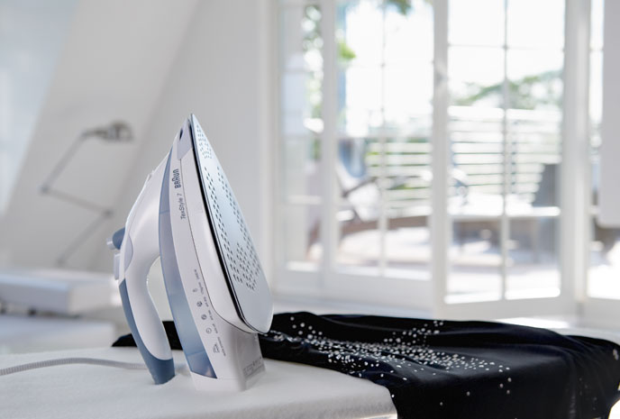 Паровой утюг Braun TS785 STP Паровой утюг Braun TS785 STP